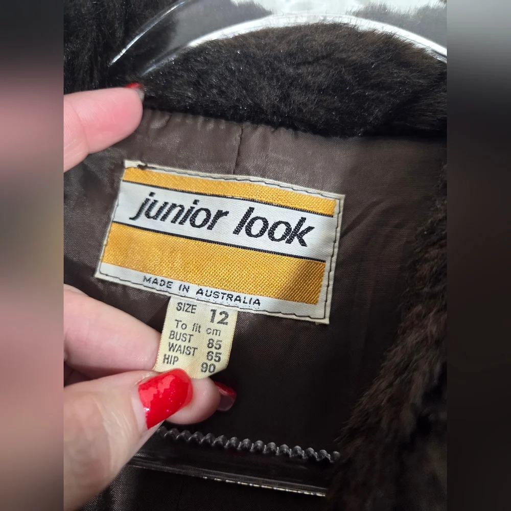 Vintage dark brown faux fur retro fancy elegant formal plush textured coat
